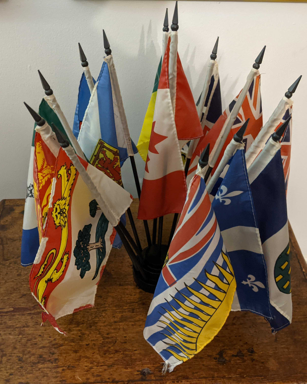 Canadian provincial and territory desktop flags set