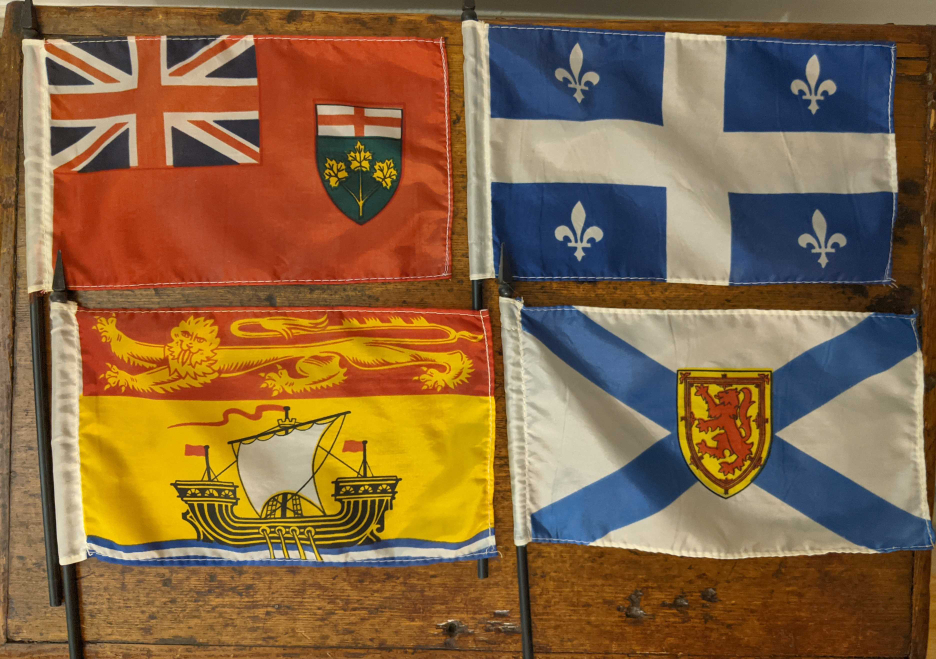 Canadian provincial and territory desktop flags set - photo 3