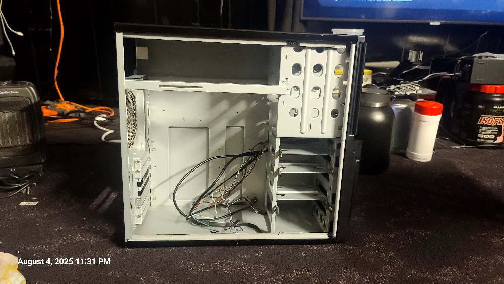 Big Black Gaming Computer Case 13 image indicator(3)