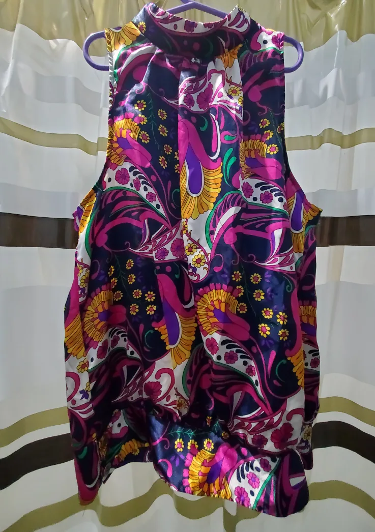 Satiny halter sleeveless top thumbnail