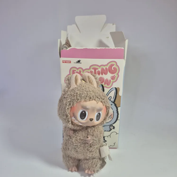 Labubu pop mart authentic thumbnail
