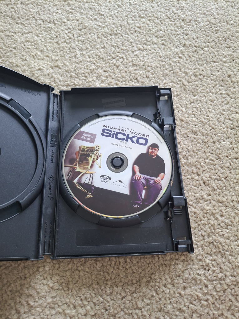 Michael Moore's Sicko DVD - Special Edition - photo 2