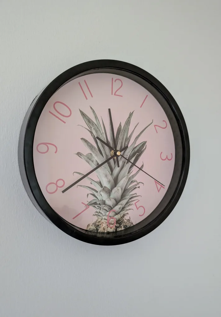 Pineapple Print Wall Clock image indicator(2)