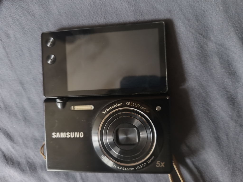 Samsung Smart Camera MV 800 - photo 2