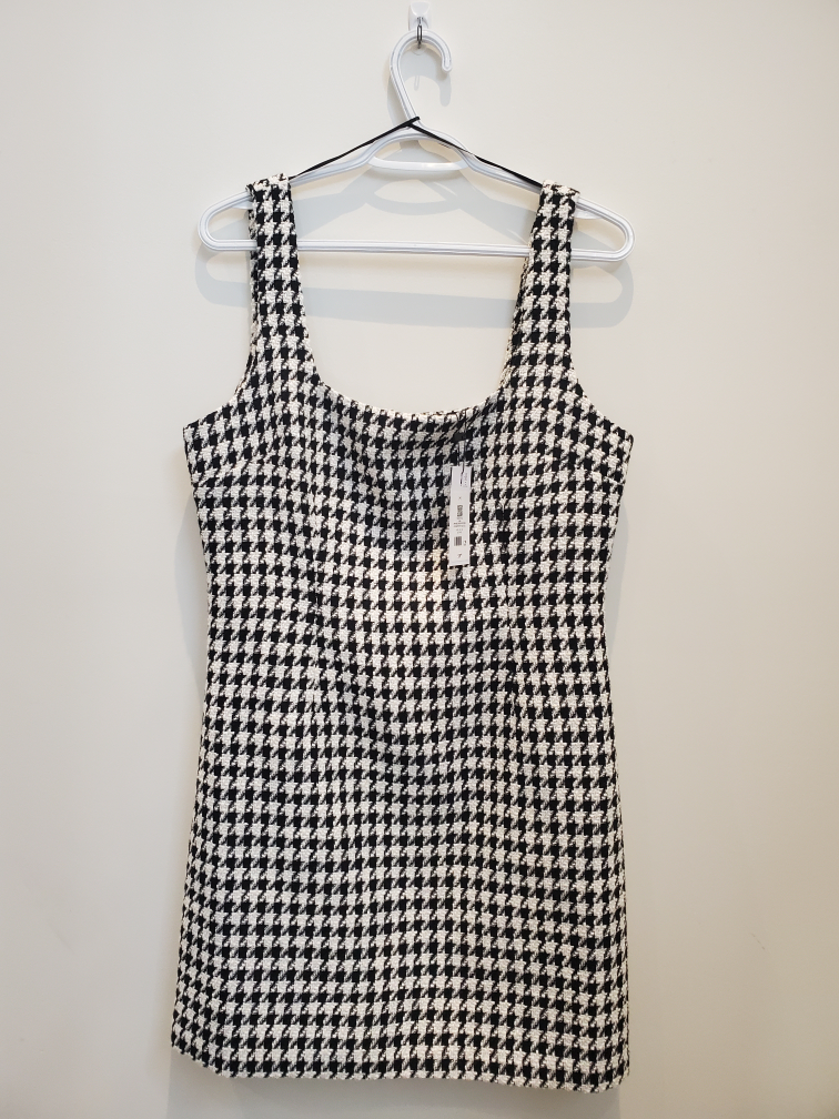 Dynamite Houndstooth Dress
