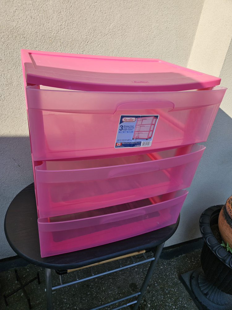 Sterilite 3-Drawer Pink Storage Cart