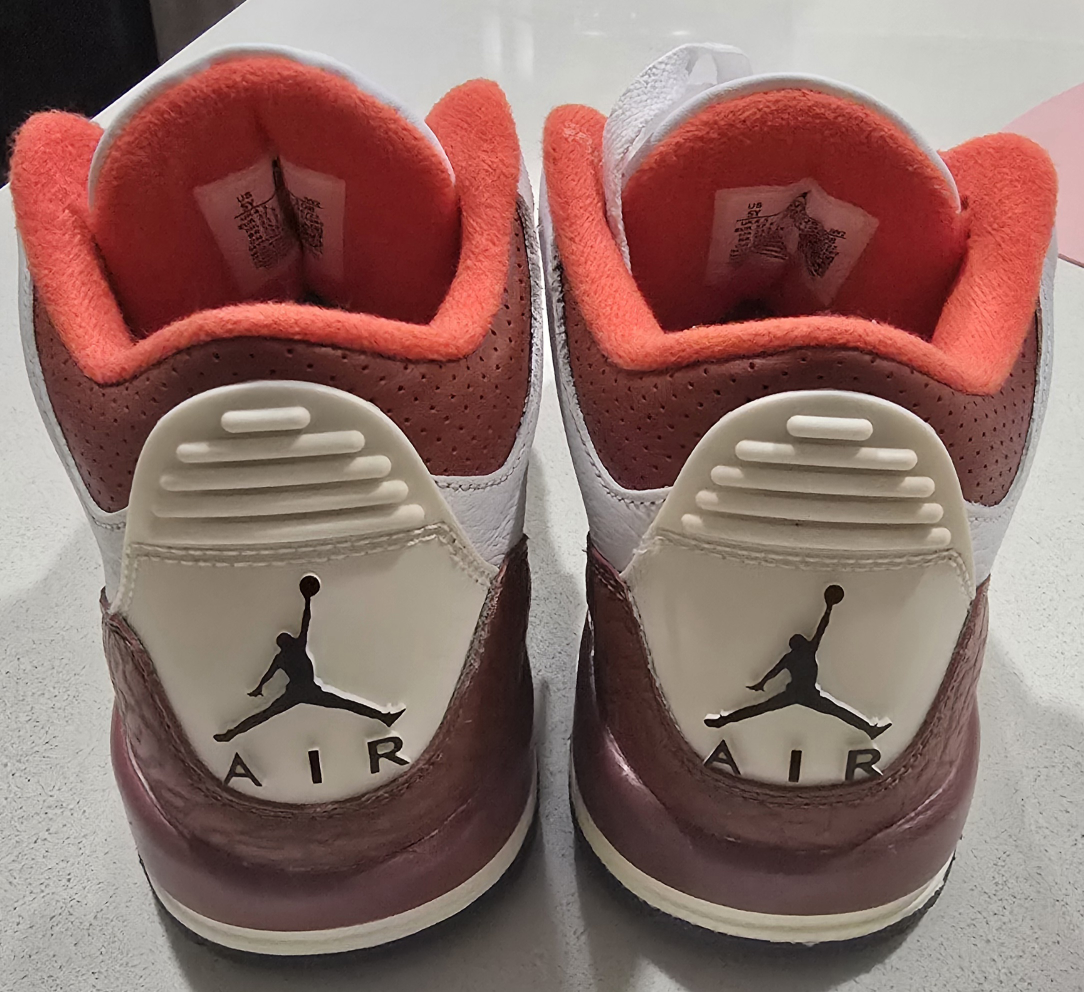 Air Jordan 3 Retro Se - "Dunk on Mars" Size 5Y - photo 3