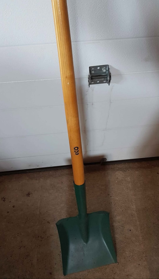 Long Handle Square Mouth Shovel - photo 2