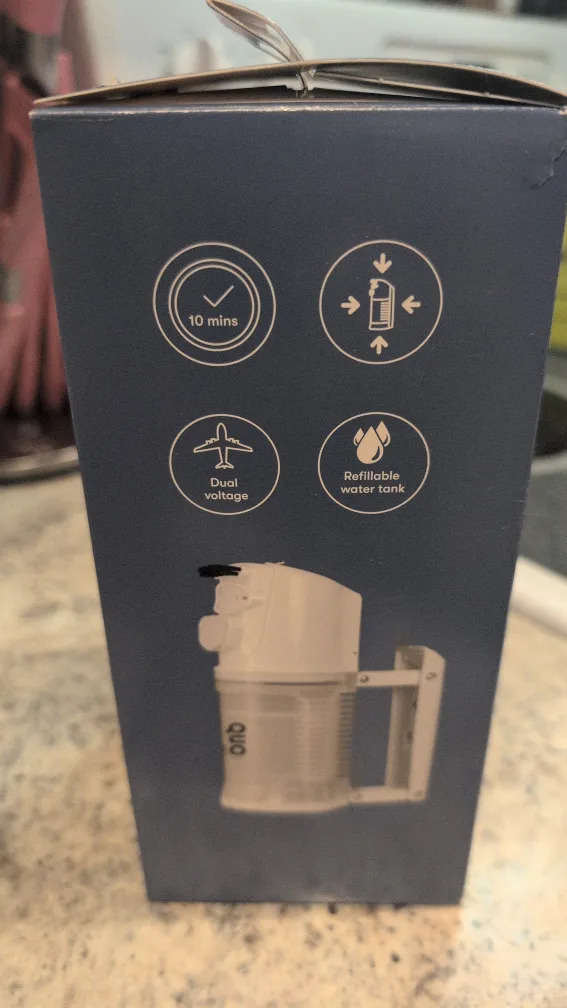 QUO Beauty Travel Garment Steamer image indicator(2)