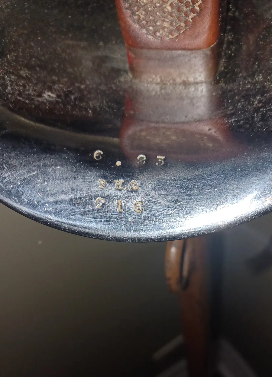 Pair of Two Vintage Wilkinson Sword image indicator(5)