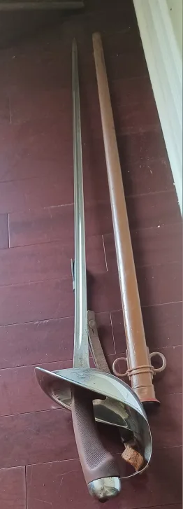 Pair of Two Vintage Wilkinson Sword image indicator(7)