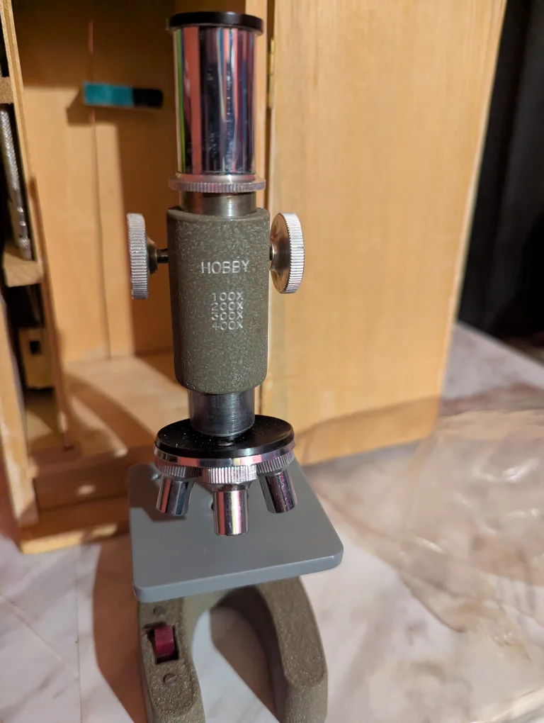 Hobby Microscope with Wooden Box image indicator(3)