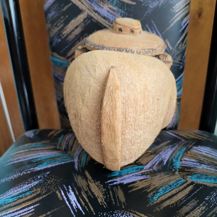 Coconut Monkey Figurine image indicator(3)