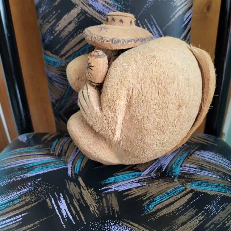 Coconut Monkey Figurine image indicator(4)