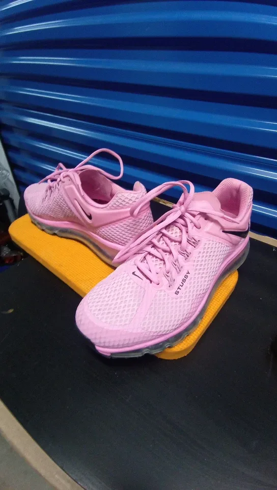Nike x Stussy Air Max 2013 Pink US 11 thumbnail