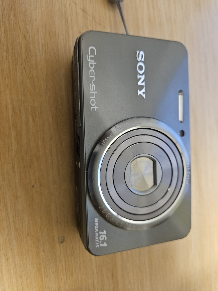 Sony Cyber-shot Digital Camera