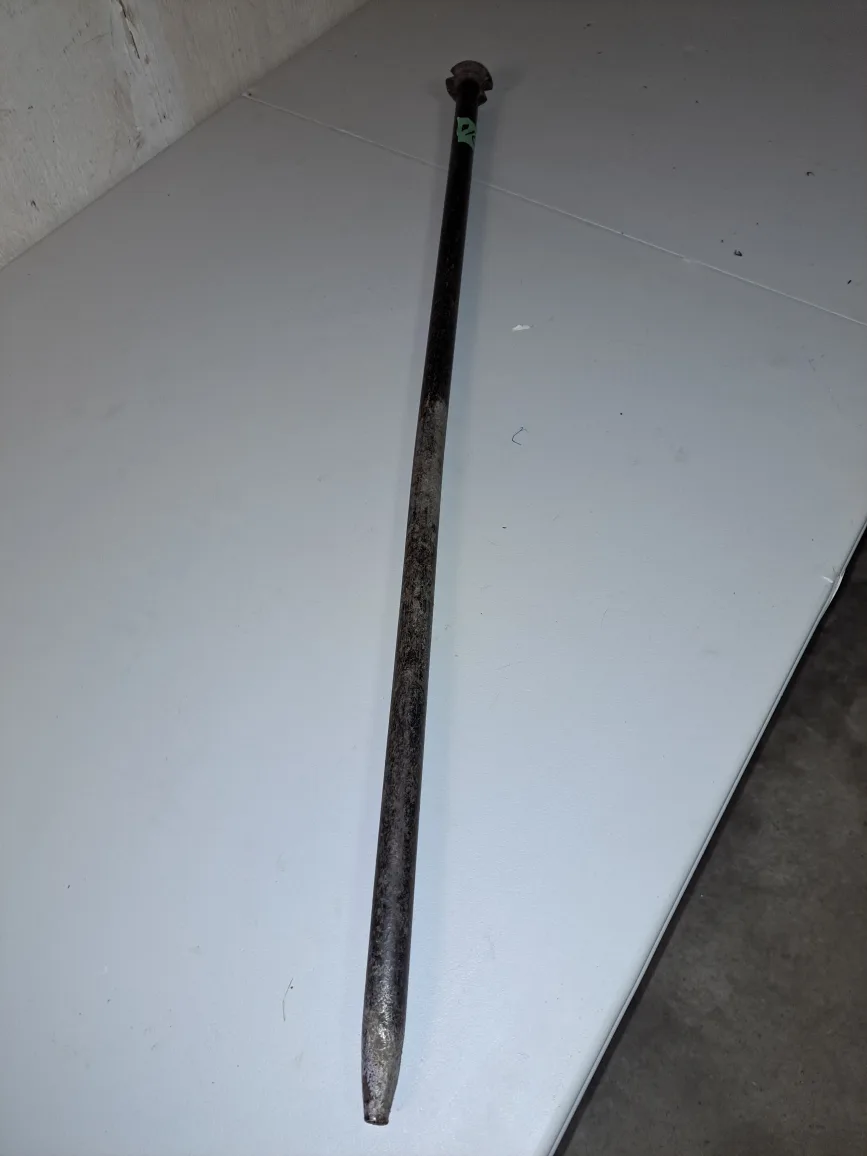 Metal Digging Bar thumbnail