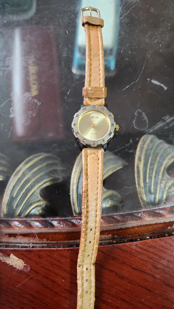 Moulin Quartz Ladies Watch image indicator(2)