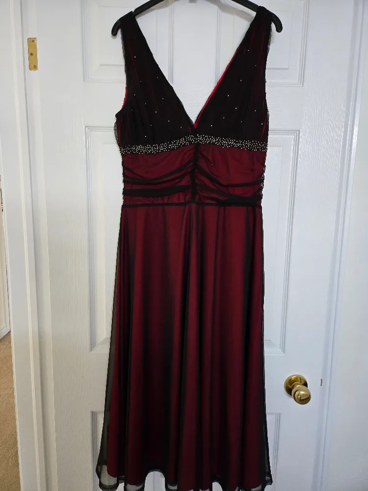 Red & Black Evening Dress - Size 8 thumbnail