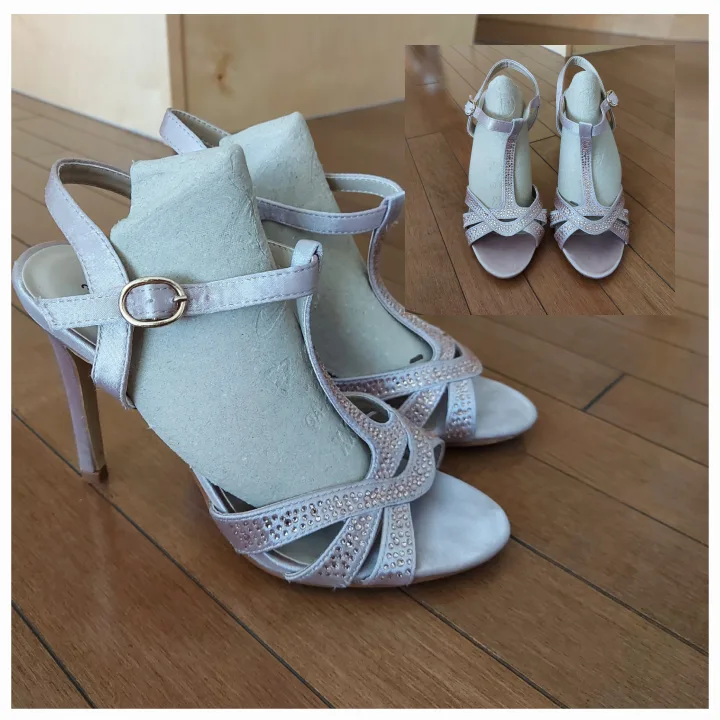 Elegant Heels - Size 7 thumbnail