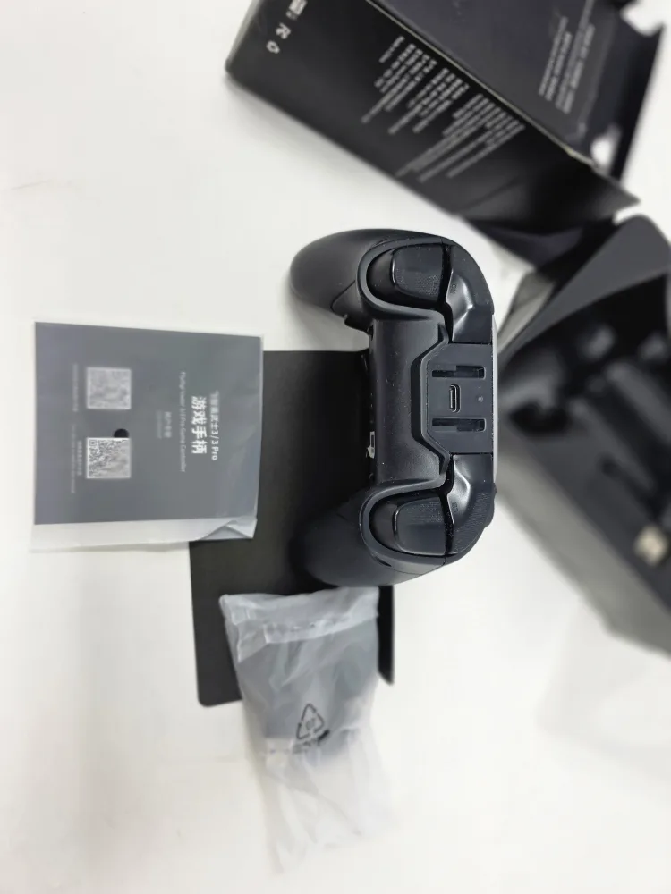 Flydigi Vader 3 Pro Game Controller image indicator(9)