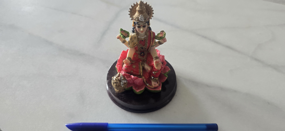 Lakshmi Statue Figurine - photo 2