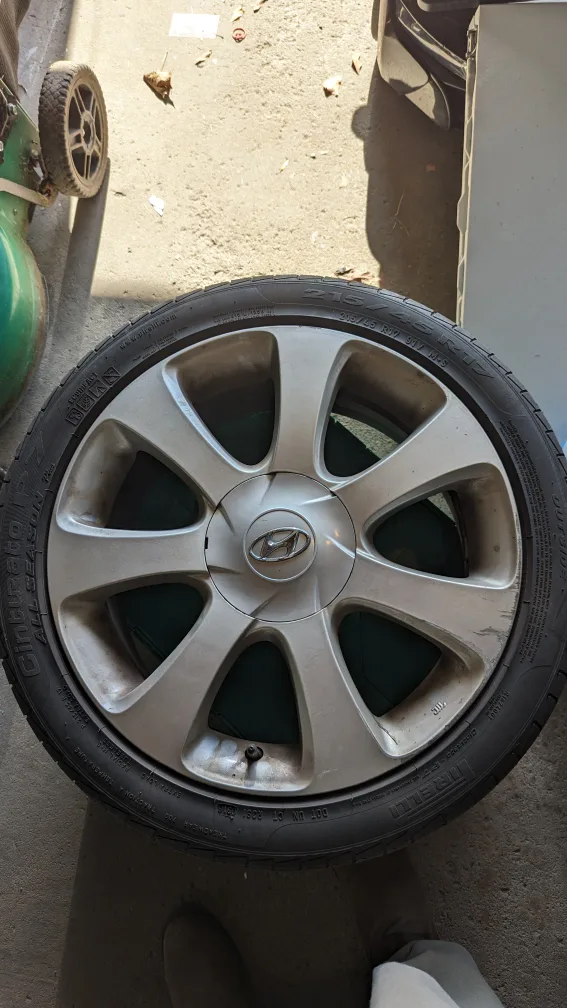 Hyundai alloy wheels All Season Tires 215 45 R17 thumbnail