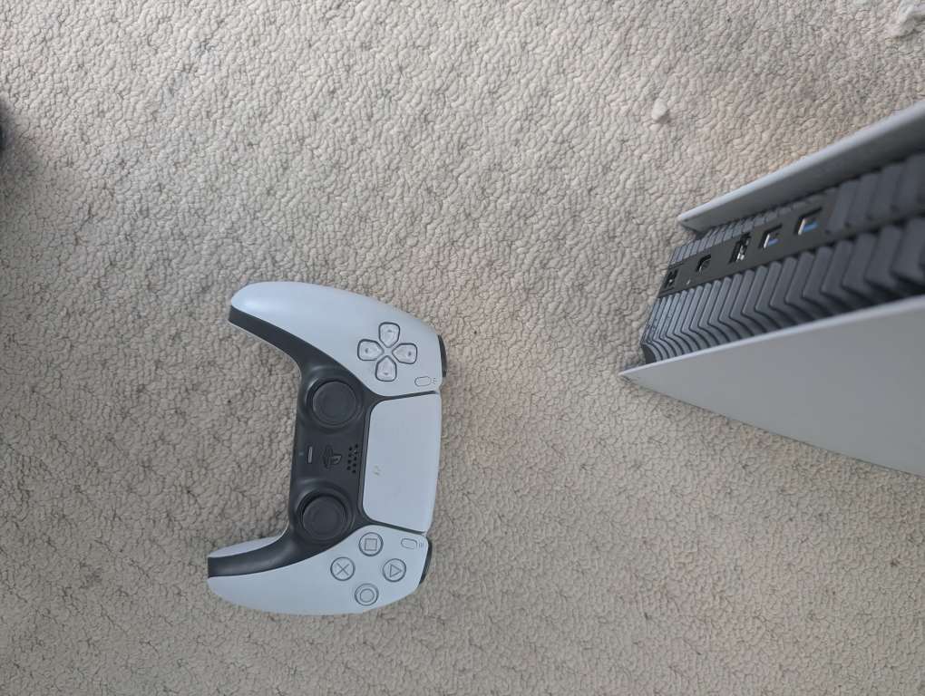 PlayStation 5 disc version.