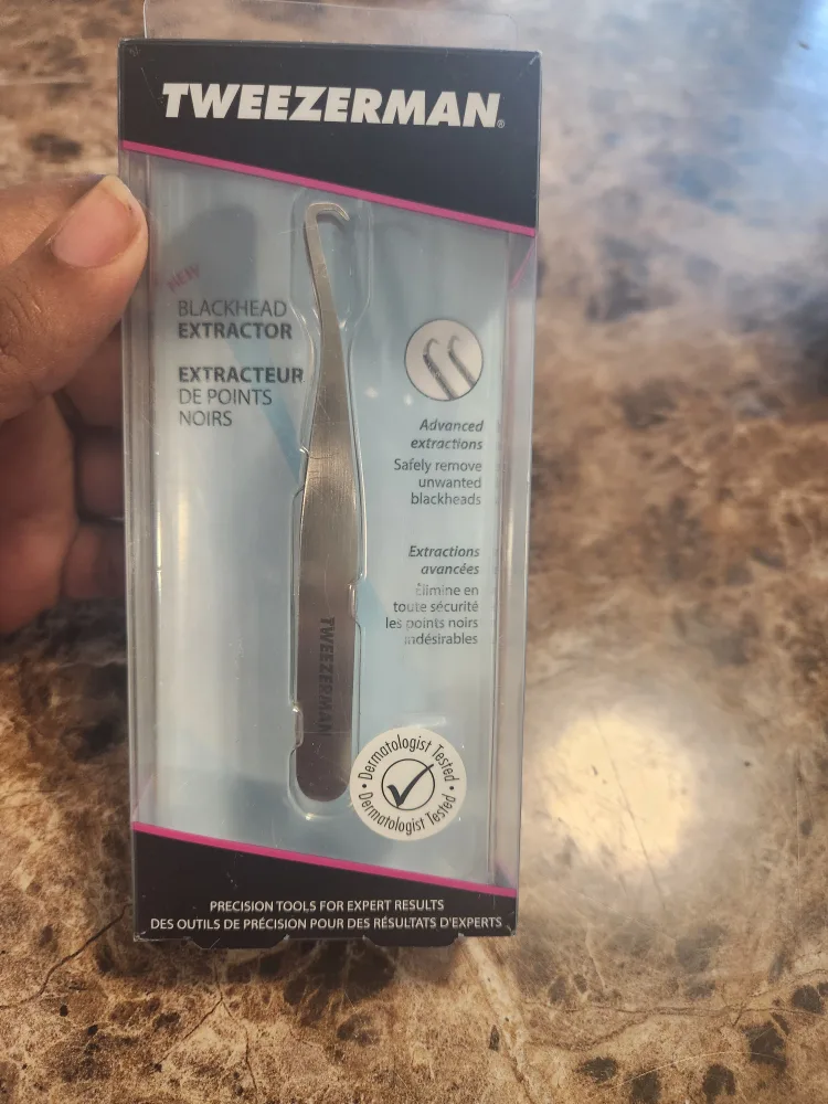 Tweezerman Blackhead Extractor - New in Package! thumbnail
