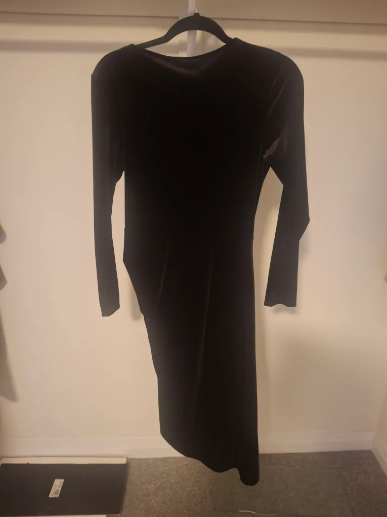 H&M Black Velvet Dress thumbnail