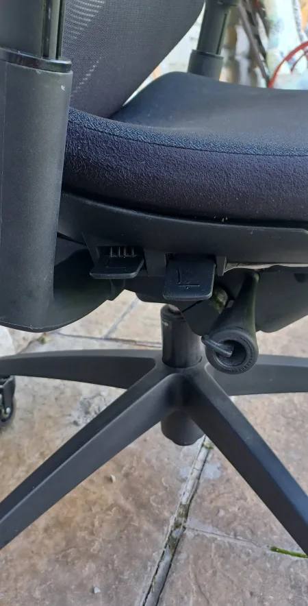 Black Office Chair image indicator(2)