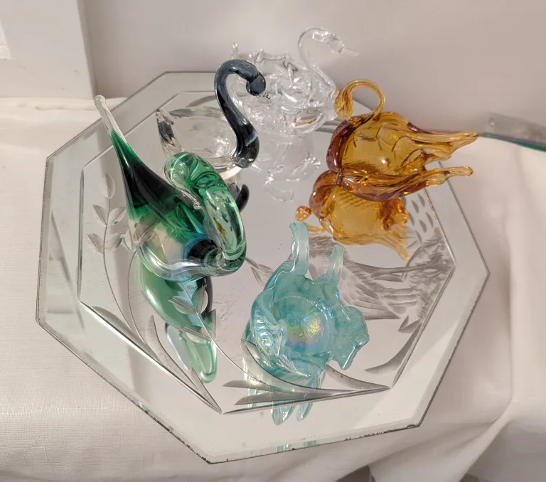 Assorted Glass Swan Figurines $5 each or all for $20 thumbnail