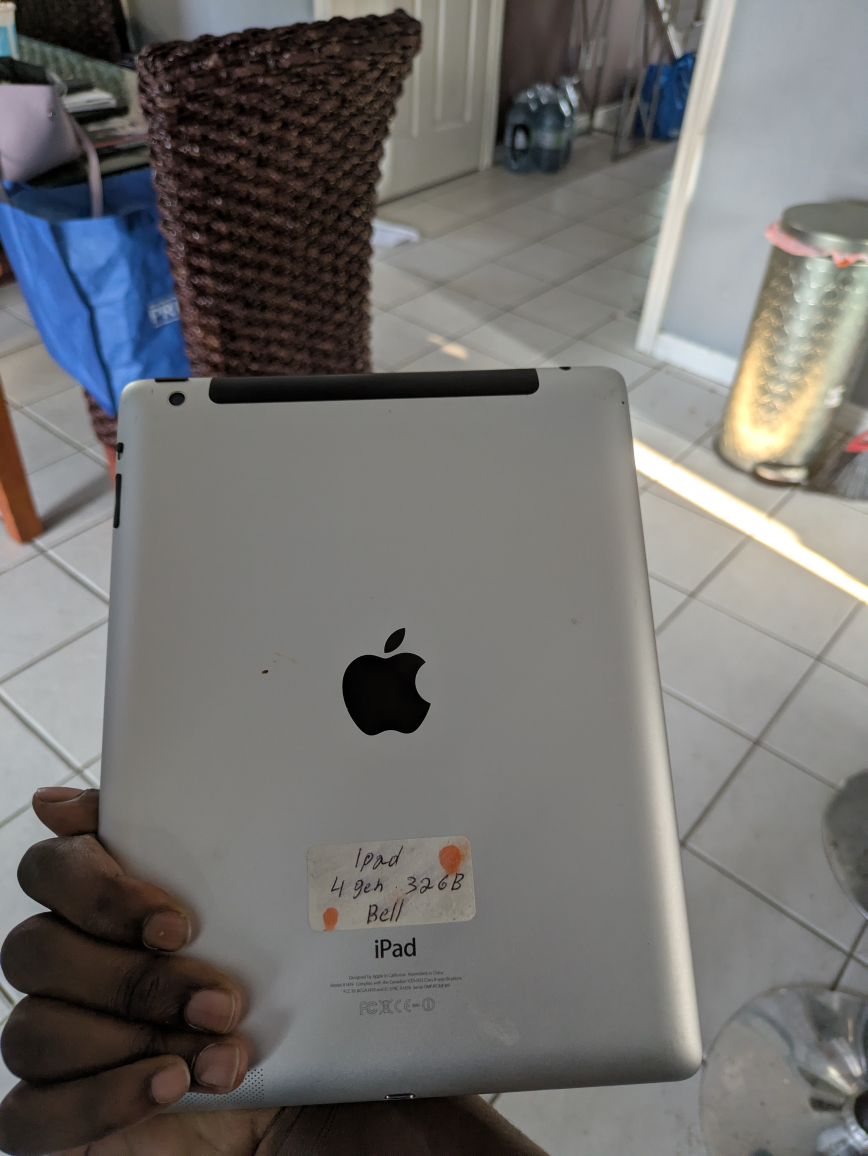 Apple iPad 4th Gen 32GB Silver - photo 2