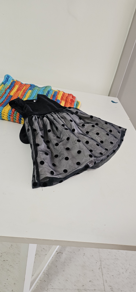 new brand Handmade Crochet Blanket - plus a 9 month girl dress - photo 4