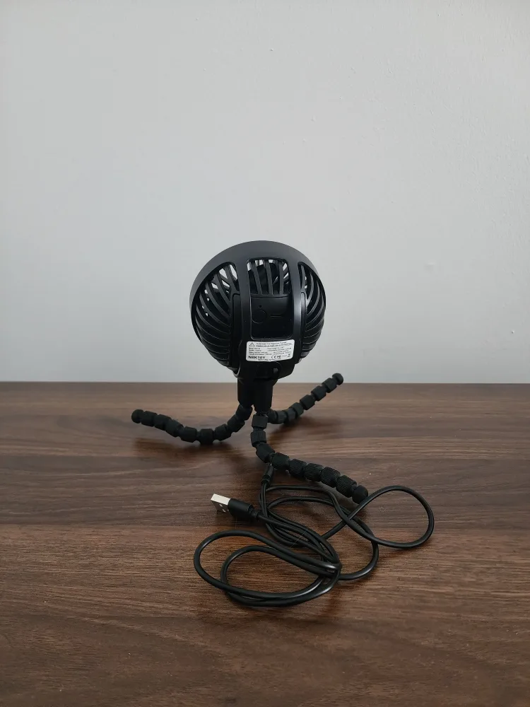 Nuby Octopus Fan - Black image indicator(3)