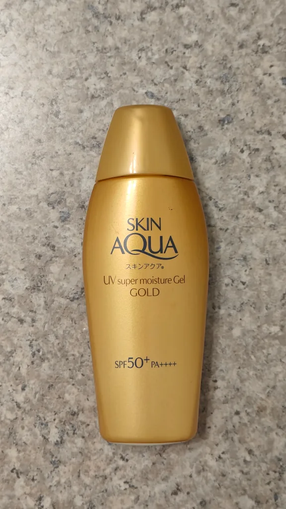 Skin Aqua UV Super Moisture Gel GOLD SPF50 thumbnail