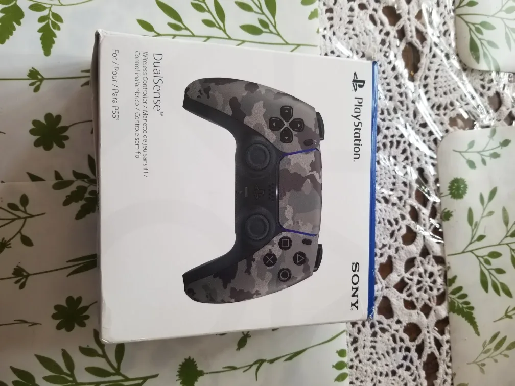 PS5 Slim Disc Spiderman 2 Edition Console Bundle image indicator(10)