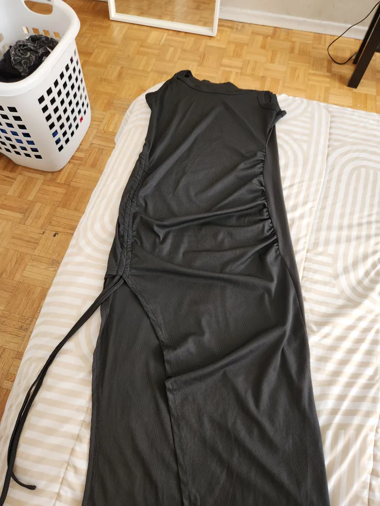 Ribbed Ruched Dress - BLACK image indicator(3)