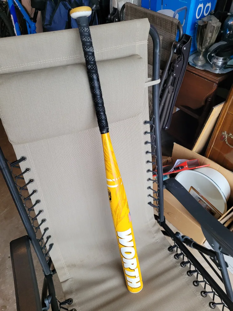 Worth Legit Yellow Baseball Bat thumbnail