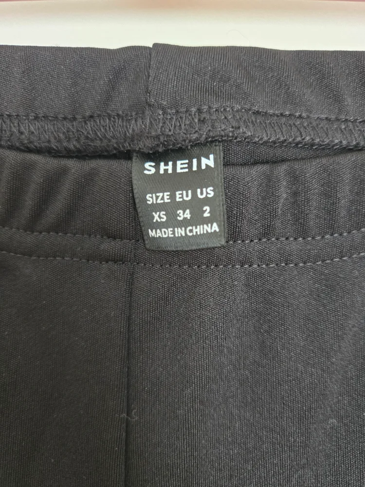 Shein Black Cut Out Flare Leggings XS image indicator(4)