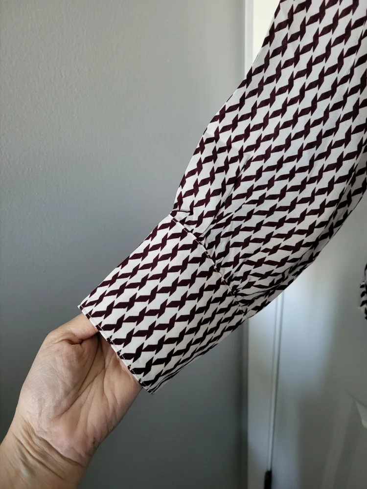 Suzy Shier blouse size XXL image indicator(2)