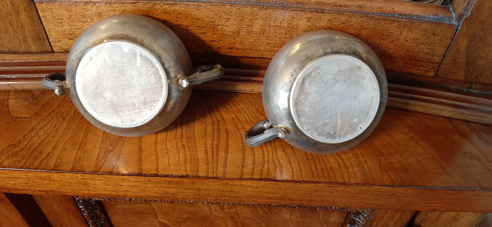 Vintage Pewter Creamer and Sugar Bowl Set - photo 3