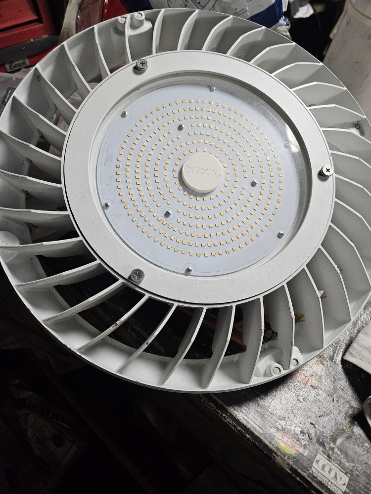 Lithonia Lighting JEBL 24L 40K LED Economical Light - photo 3