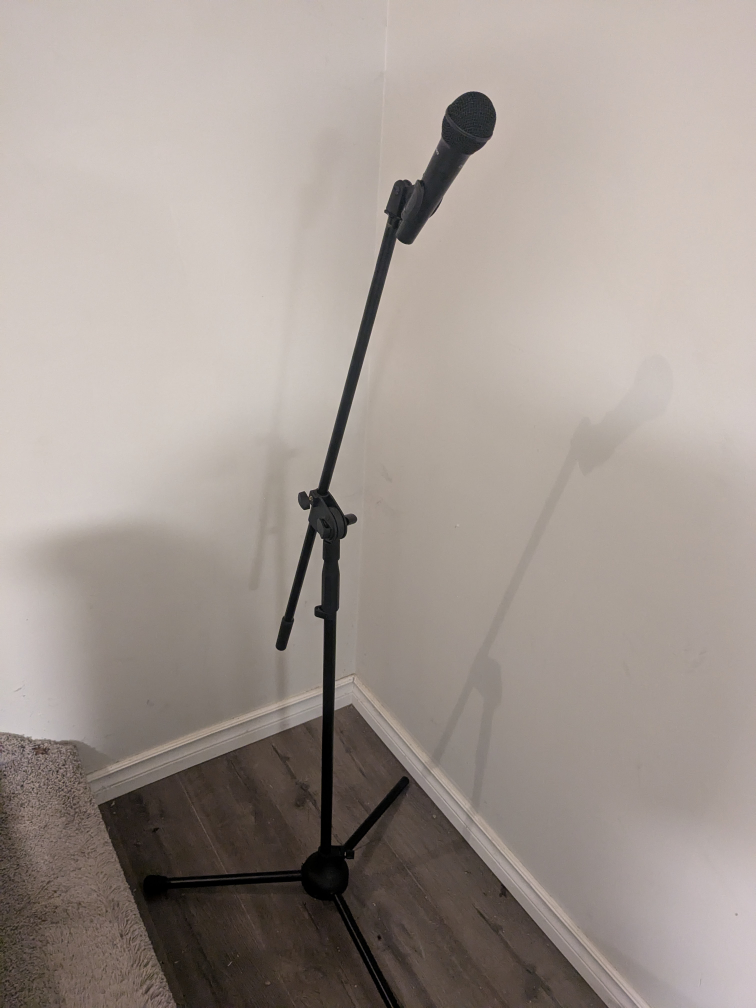 Peavey PV 100 Microphone with Stand - photo 2