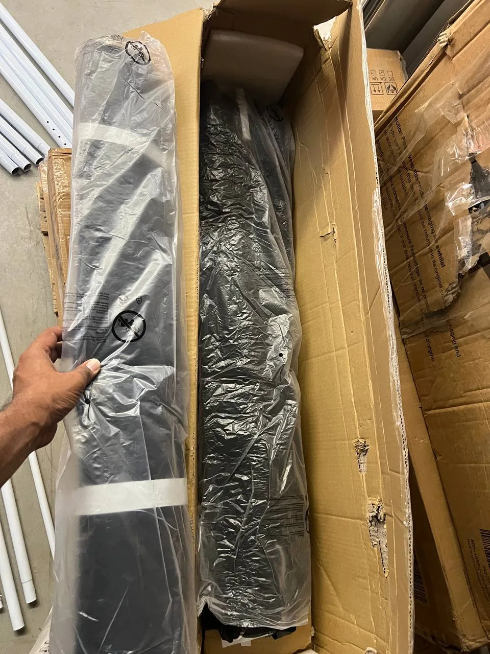 🌞 10 × 13 ft Outdoor Gazebo Canopy with Mesh Sidewalls image indicator(9)