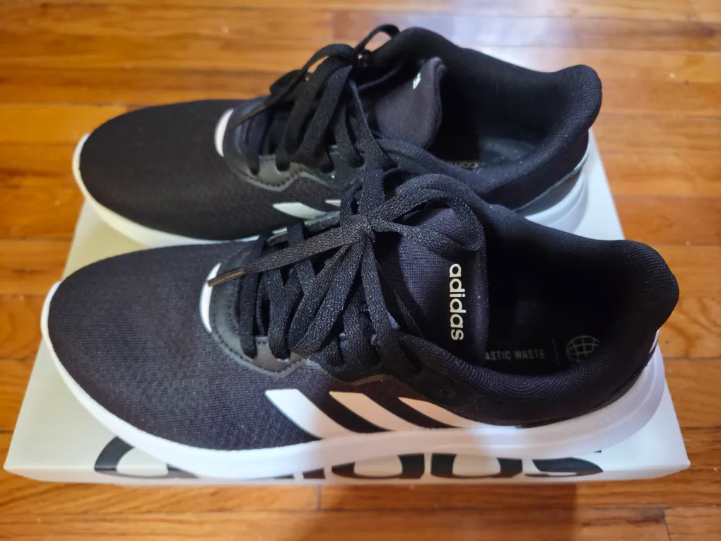 Adidas shoes thumbnail