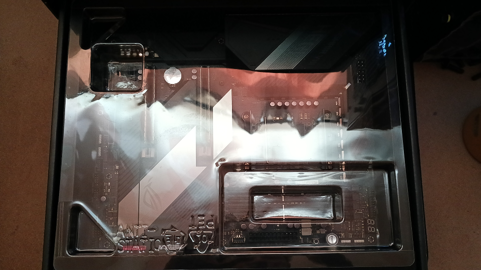 ASUS ROG Crosshair VIII Hero - photo 2