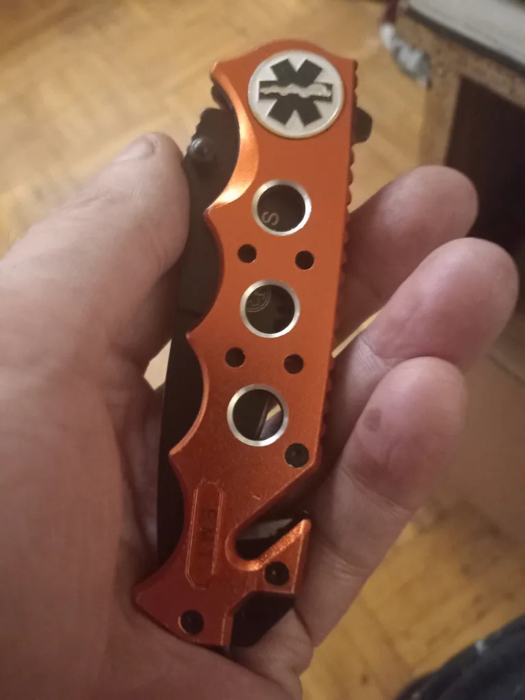 Folding knife image indicator(3)