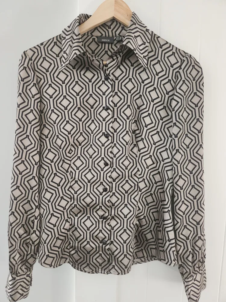 Mexx Patterned Blouse - Size 38/40 image indicator(2)