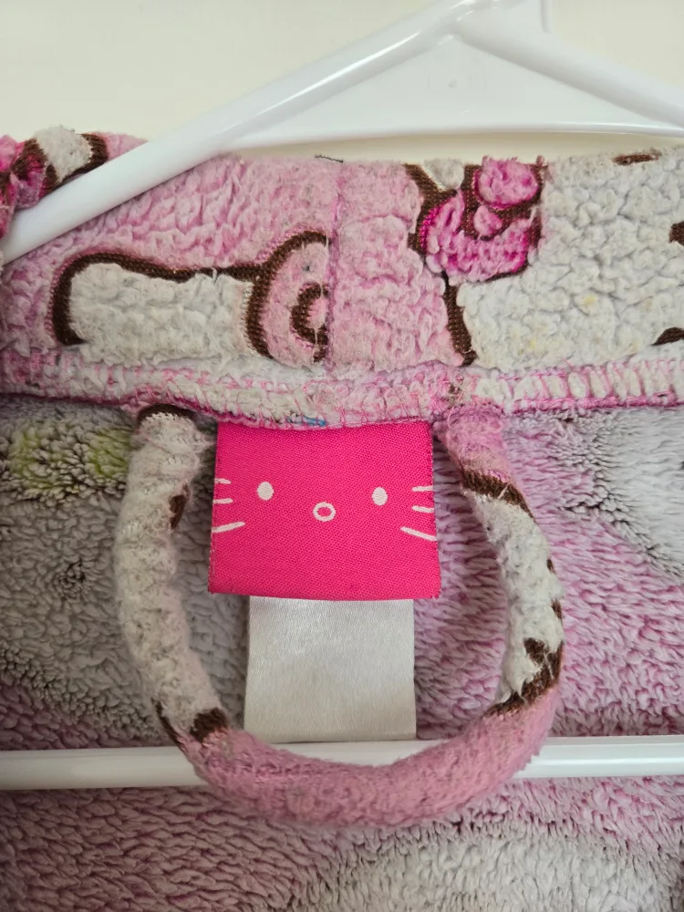 Hello Kitty Pink Fleece Bath Robe image indicator(2)